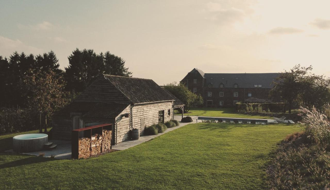 Domaine Sur Les Sarts Hotel Ohey Exterior photo