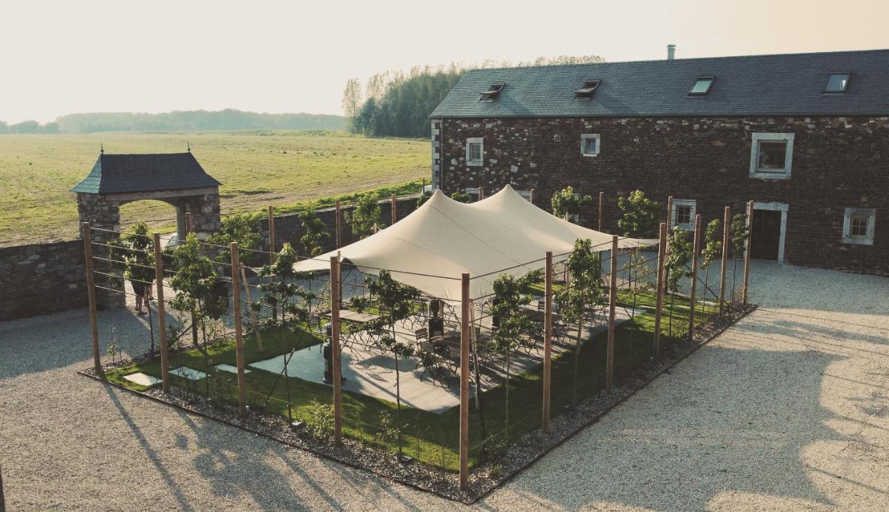 Domaine Sur Les Sarts Hotel Ohey Exterior photo