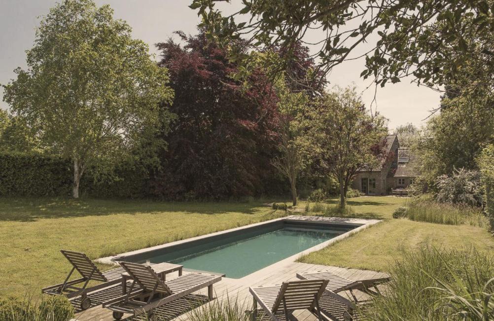 Domaine Sur Les Sarts Hotel Ohey Exterior photo